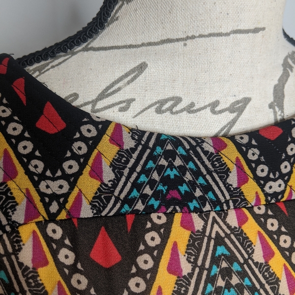 Girls multicolor print dress. Size 14 - Picture 3 of 5